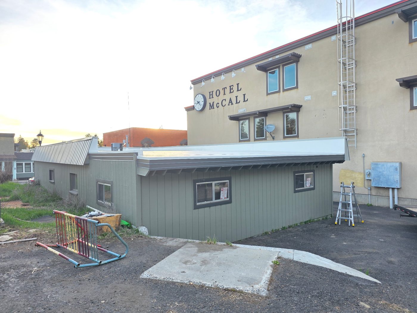 Side profile of the commercial TPO roof and new fascia line